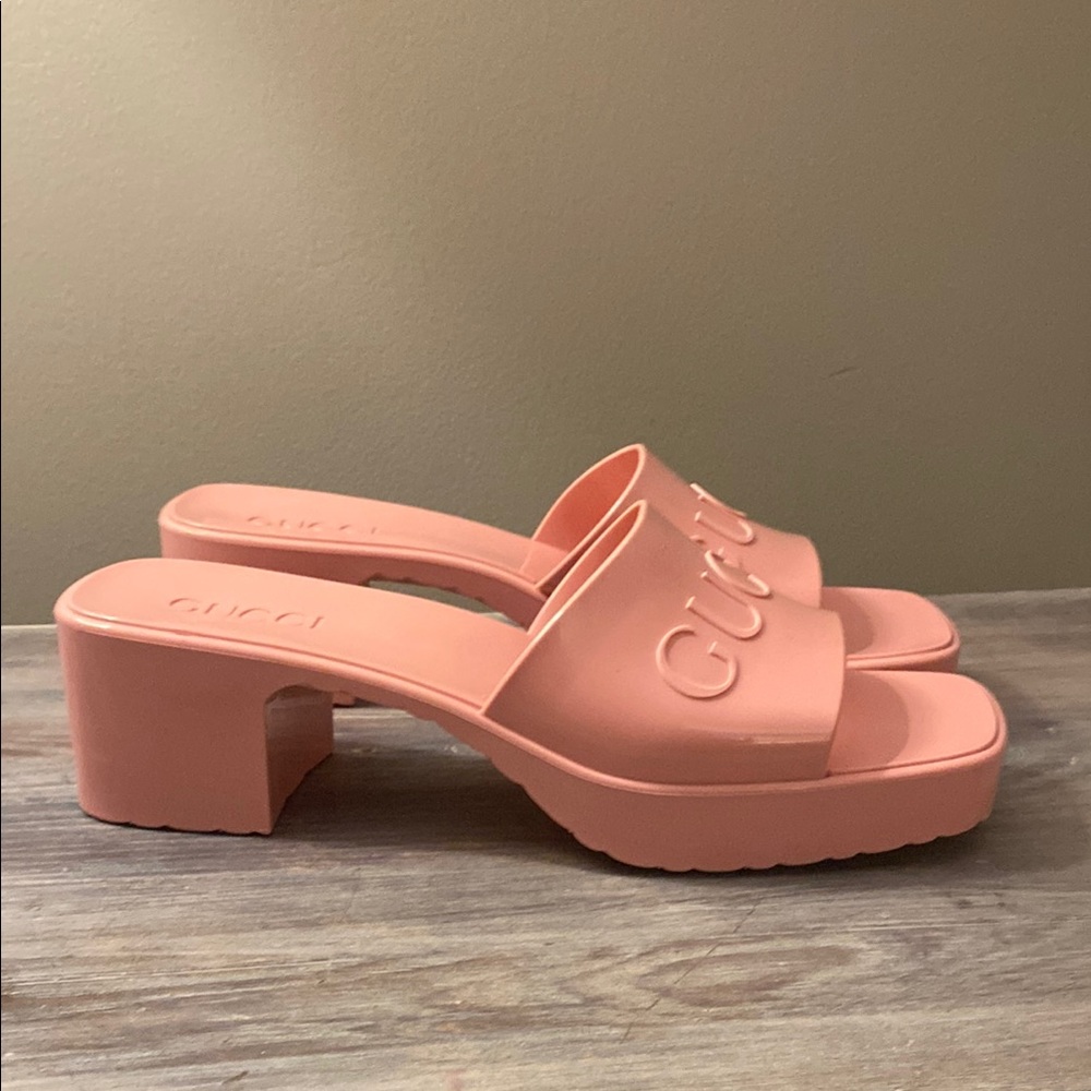 Gucci Pink Sandal - Picture 13 of 15